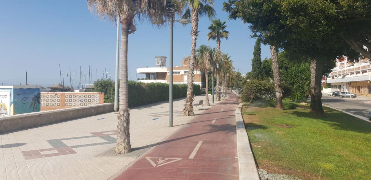 Casa 1ª Linea Paseo Maritimo Torre Del Mar Exterior photo