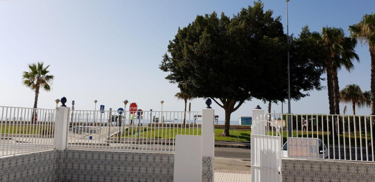 Casa 1ª Linea Paseo Maritimo Torre Del Mar Exterior photo